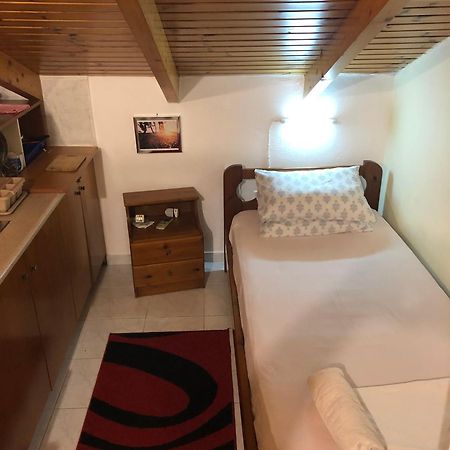 Ion Apartments Messolonghi Single Bed Room Mountain View Loft Mesolóngion Esterno foto