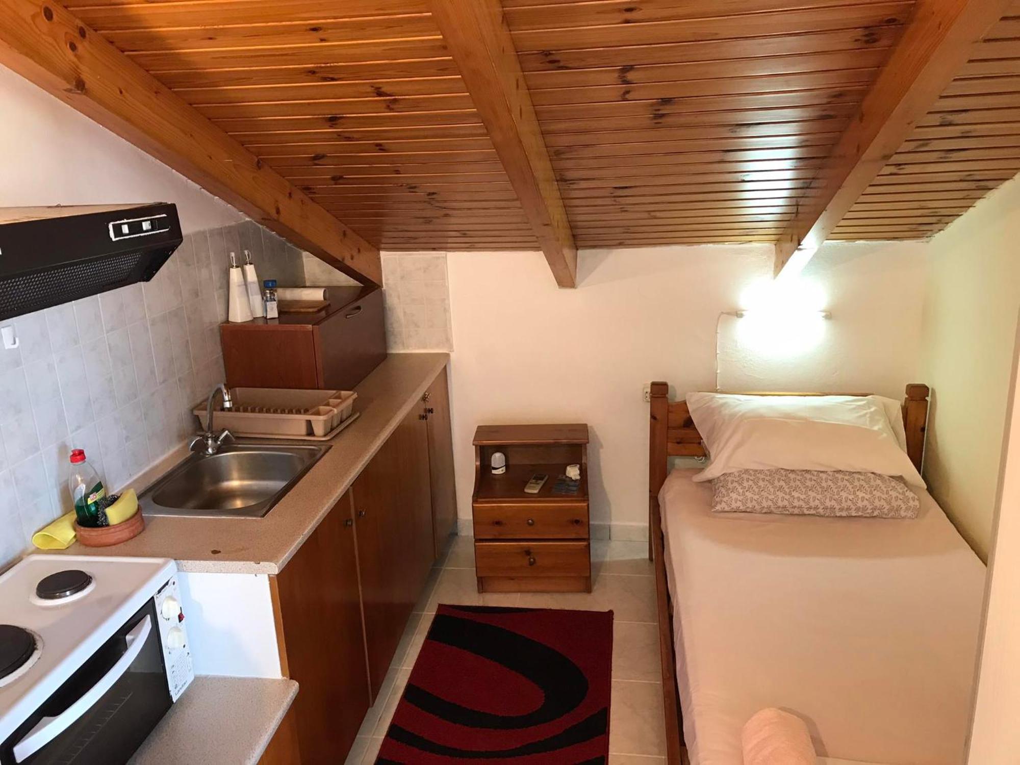 Ion Apartments Messolonghi Single Bed Room Mountain View Loft Mesolóngion Esterno foto